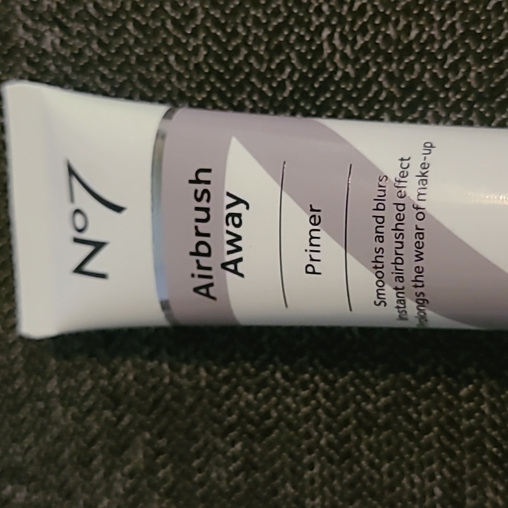 No7 Airbrush Away Primer 1 oz  see/read all pics hp🔥🔥🔥 - Picture 2 of 4